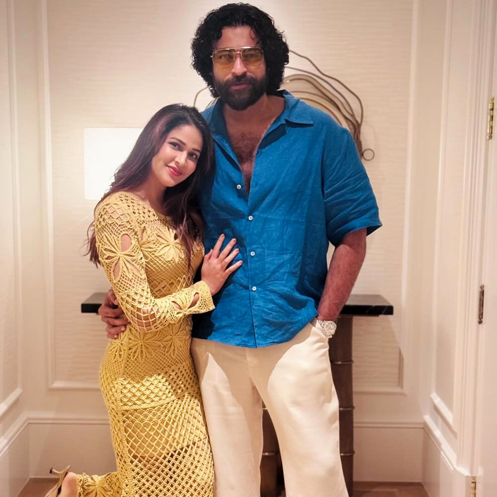 మిస్టర్ , అంతరిక్షం సినిమాల్లో వరుణ్, లావణ్య కలిసి నటించారు. కాగా మిస్టర్ సినిమా షూటింగ్ సమయంలో వరుణ్, లావణ్య మధ్య పరిచయం ఏర్పడి ఆతర్వాత అది ప్రేమగా మారింది. ఆతర్వాత ఈ ఇద్దరూ తమ ప్రేమను సీక్రెట్ గా ఉంచారు.