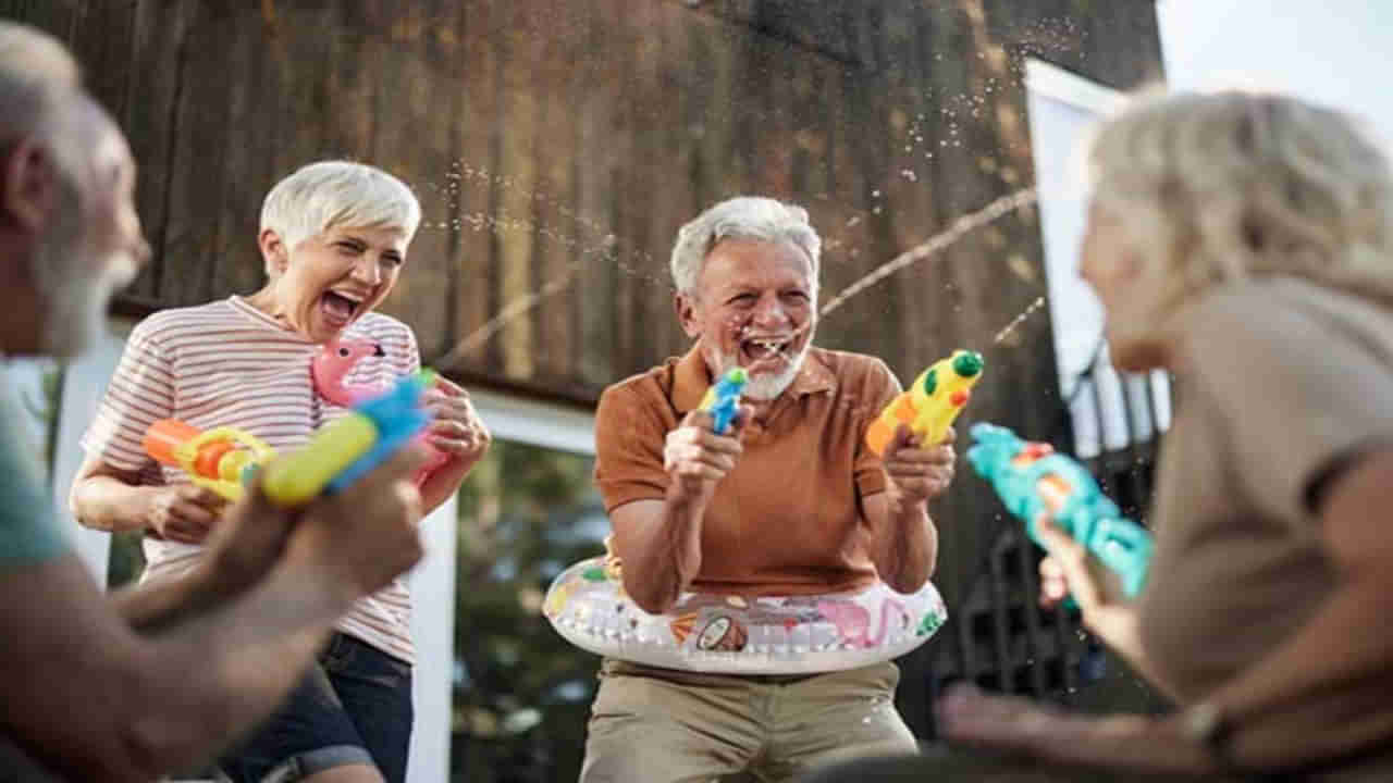 Life Expectancy: ఈ దేశాల్లో ప్రజలు వందేళ్లు బతికేస్తున్నారు.. ఇంతకీ వీళ్లేం తింటారో తెలుసా?