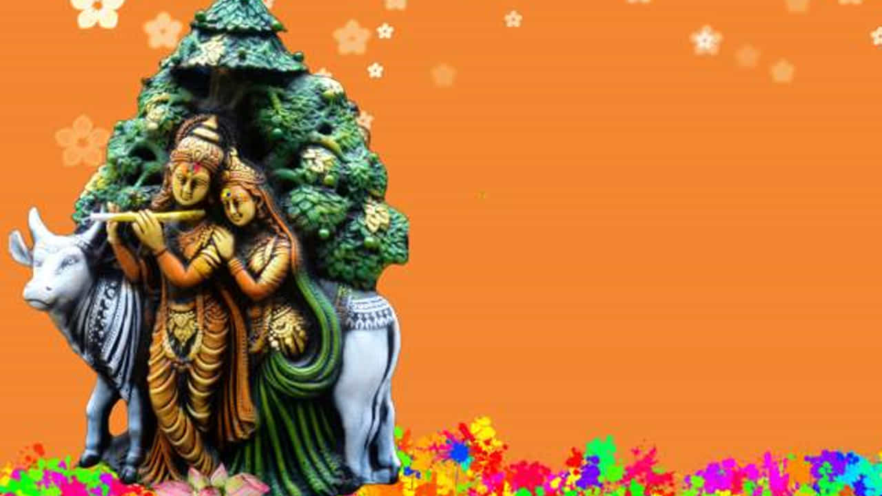 ఇంటి ఈశాన్య మూలలో స్థలం ఉంటే కృష్ణుడు విగ్రహాన్ని అక్కడ ఉంచడం మంచిది. పూజ గది ఇంట్లో ఈశాన్య మూలలో ఉంటే దానిని అక్కడ ఉంచడం వల్ల ఎక్కువ సుఖ సంతోషాలతో పాటు ఆర్ధిక శ్రేయస్సు కలుగుతుంది.
