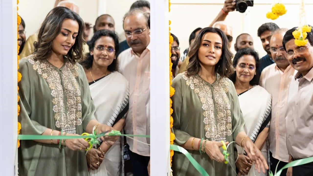 తాజాగా ఆంధ్రప్రదేశ్ లోనే మొట్ట మొదటి మదర్స్ మిల్క్ బ్యాంక్ ను ఏర్పాటు చేశాడు మహేష్. విజయవాడ ఆంధ్ర హాస్పిటల్స్ లో ఈ మిల్క్ బ్యాంక్ సెంటర్ ను ప్రారంభించారు.