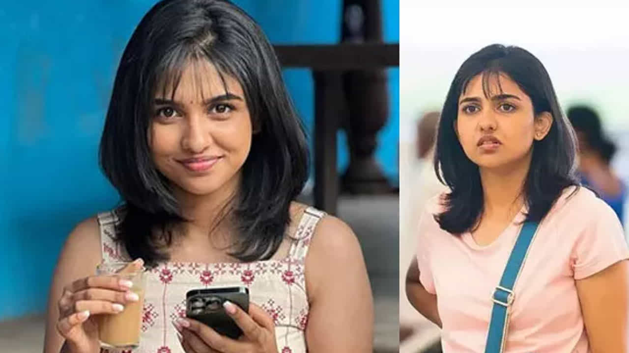 అంతే కాకుండా స్టార్ హీరో ధనుష్ సినిమాలో కూడా ఈ బ్యూటీ ఛాన్స్ కొట్టేసినట్లు తెలుస్తోంది. ఇలా ఒకటి కాదు రెండు కాదు ఏకంగా అరడజన్‌కు పైగా సినిమాల్లో ఈ అమ్మడు మెరవనున్నదంట.