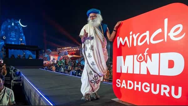 సద్గురు సంచలనం.. డౌన్లోడ్స్లో చాట్ జీపీటీని వెనక్కి నెట్టిన మిరాకిల్ ఆఫ్ మైండ్ మెడిటేషన్ యాప్