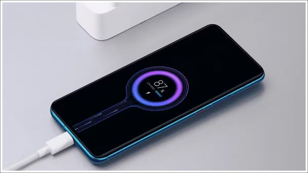 Mobile Fast Charging: ఫాస్ట్ ఛార్జింగ్ వల్ల ప్రయోజనాలు ఉన్నా.. నష్టాల గురించి మీకు తెలుసా?