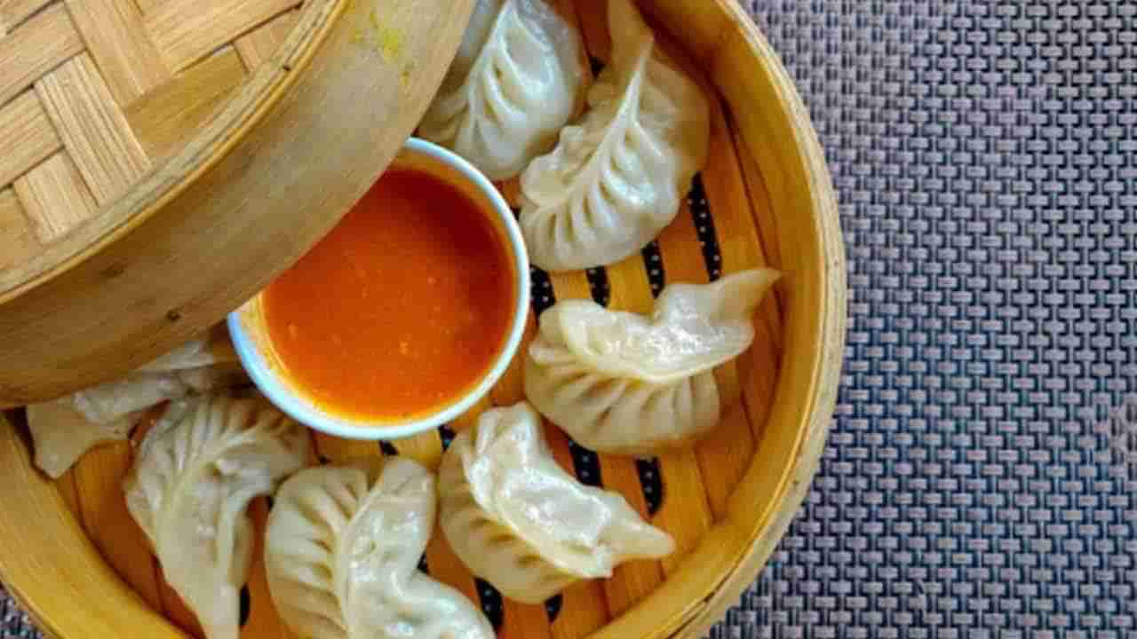 Momos: ఓరీ దేవుడో.. అక్కడ మోమోస్ తిన్నారో ఇక చచ్చారే.. కుక్క మాంసంతో..