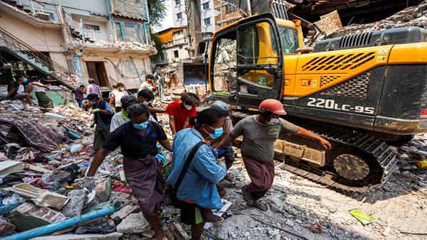 Myanmar Earthquake: ప్రకృతి ప్రళయానికి మయన్మార్ విలవిల.. మరిన్ని ప్రకంపనలు వచ్చే ప్రమాదం..?