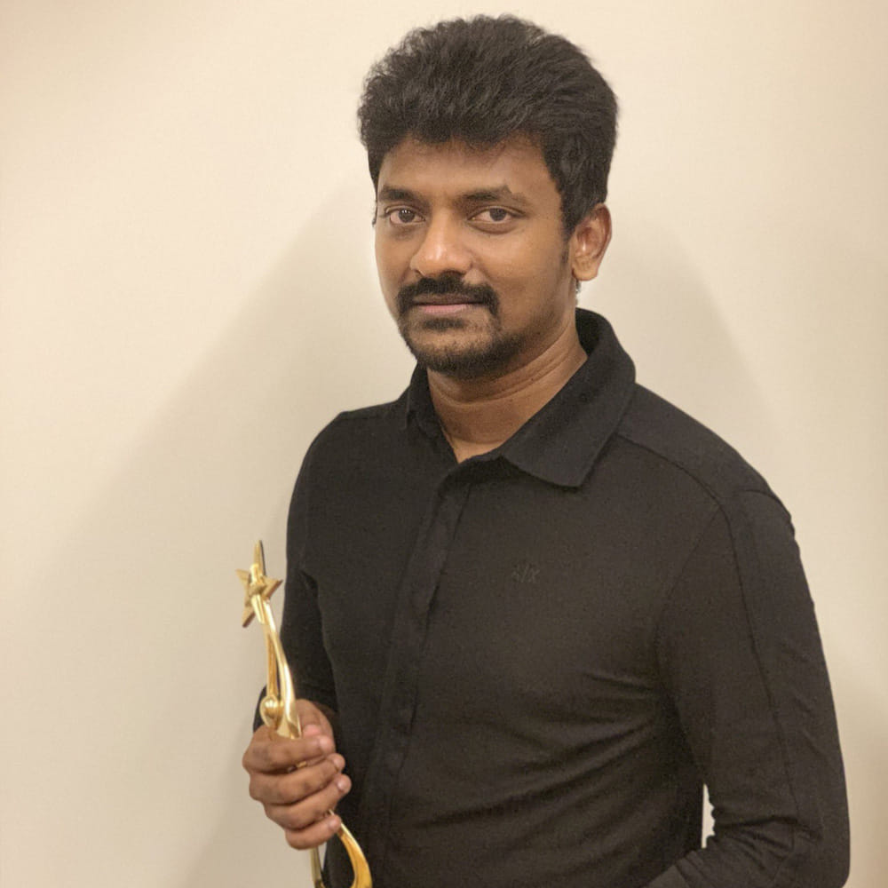 జైలర్ ఫేమ్ నెల్సన్ కూడా టాలీవుడ్‌పై బాగానే ఫోకస్ చేసారు. ఈయన ప్రస్తుతం రజినీకాంత్ హీరోగా జైలర్ 2 చేస్తున్నారు. 2025లోనే షూటింగ్ పూర్తి చేసి.. సమ్మర్ 2026 విడుదలకు ప్లాన్ చేస్తున్నారు. దీని తర్వాత జూనియర్ ఎన్టీఆర్‌తో నెల్సన్ సినిమా ఉండబోతుంది. ఈలోపు వార్ 2, ప్రశాంత్ నీల్ సినిమాలు పూర్తి చేయనున్నారు తారక్.