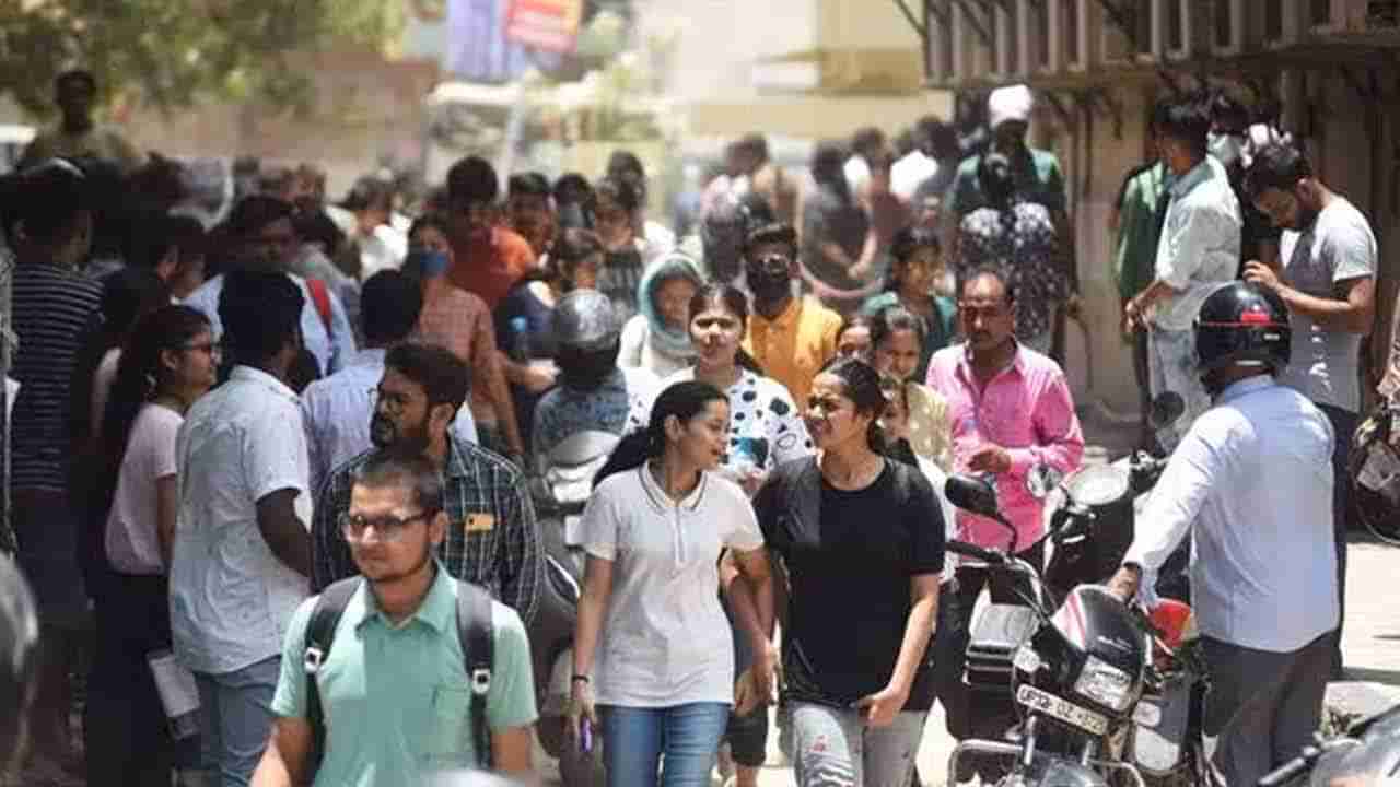 Andhra Pradesh Govt Jobs: నిరుద్యోగులకు శుభవార్త.. ప్రభుత్వ ఉద్యోగాల దరఖాస్తుకు వయోపరిమితి పెంపు!