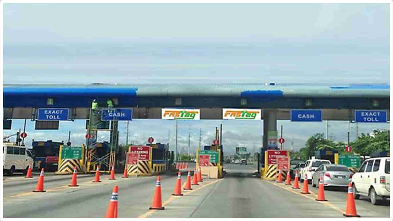 Hyderabad ORR Toll Charges: వాహనదారులకు షాక్.. హైదరాబాద్ ఓఆర్ఆర్పై టోల్ ఛార్జీల పెంపు.. ఏప్రిల్ 1 నుంచి అమలు!