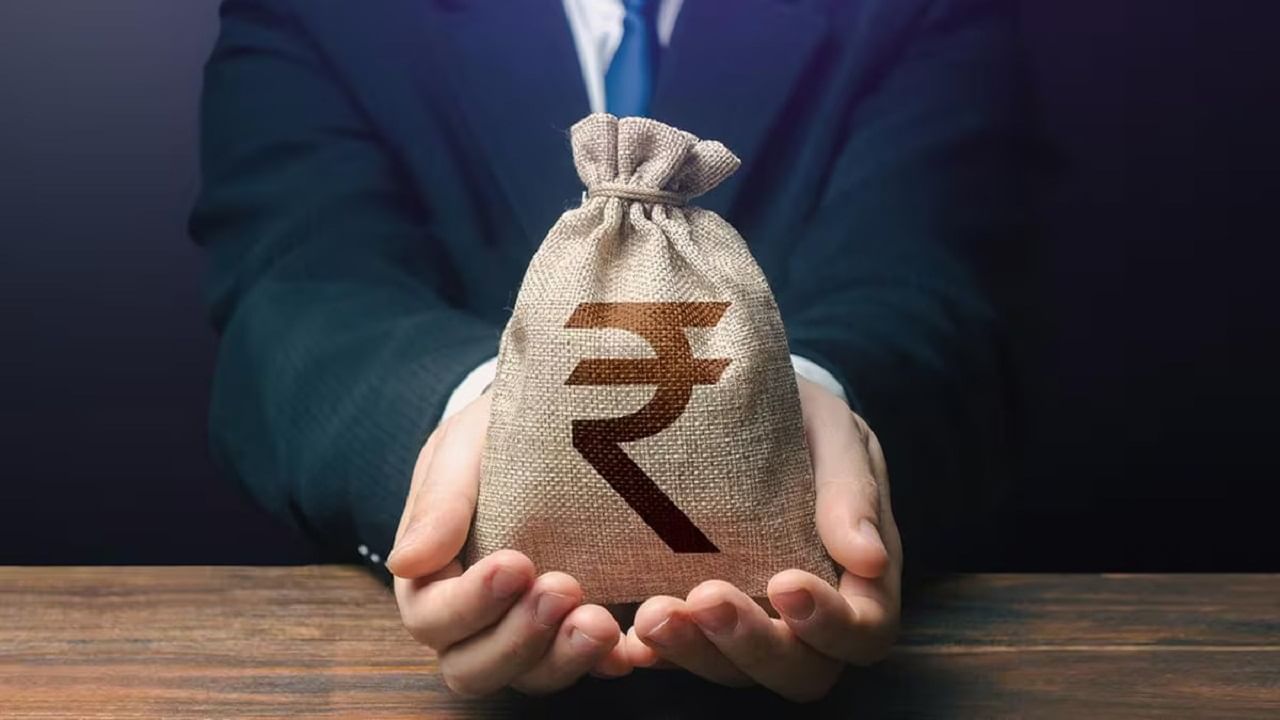 Personal Loans: లోన్ కట్టడంలో ఆలస్యమైందా? జరిమానాలతో ఆ ఇబ్బందులు తప్పవంతే..!