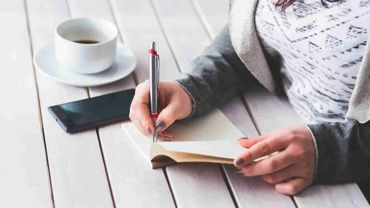 Personality Test: పెన్ను పట్టుకునే విధానం వ్యక్తిత్వాన్ని వెల్లడిస్తుంది.. ఏ విధంగా పెన్ను పట్టుకుంటే ఎలాంటి ఆలోచన కలిగి ఉంటారంటే..