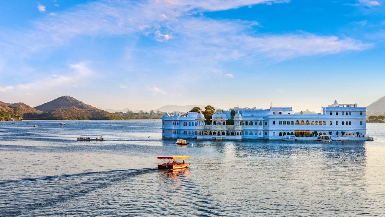 Pichola Lake