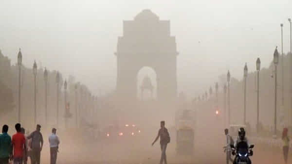 Worlds Most Polluted Cities: వామ్మో.. కాలుష్య కోరల్లోకి దేశంలోని నగరాలు.. టాప్ 20 సిటీల్లో 13 మన దగ్గరే..