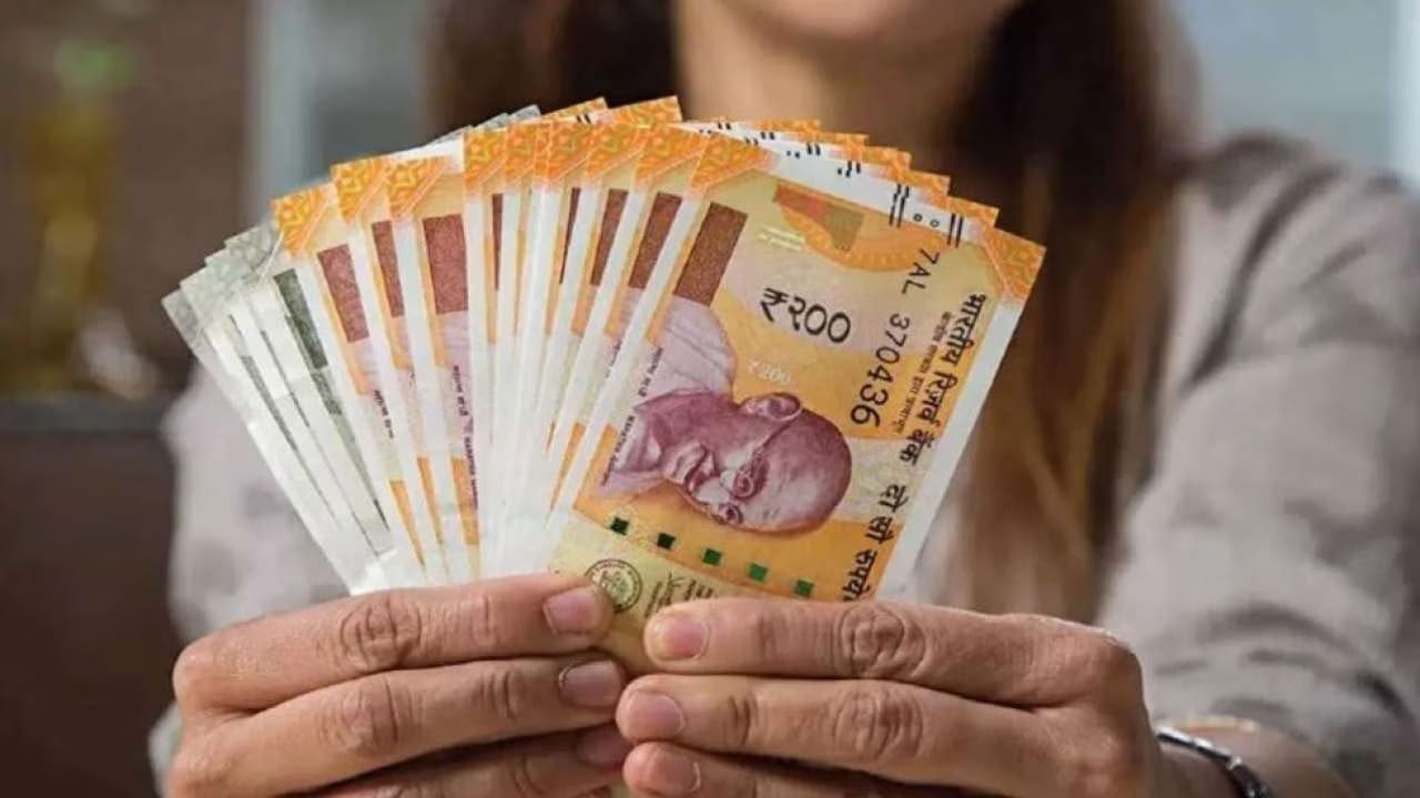 RD Scheme: నెలవారీ పొదుపు చేసే వాళ్లకి గుడ్ న్యూస్.. ఆ పోస్టాఫీస్ స్కీమ్ ద్వారా అదిరే రాబడి..!