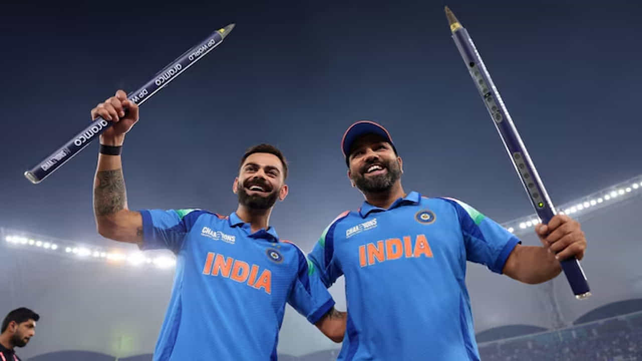 ఇప్పుడు ప్రశ్న ఏమిటంటే, బీసీసీఐ జారీ చేయబోయే టీం ఇండియా కొత్త కేంద్ర కాంట్రాక్టులో చోటు పొందే ఆటగాళ్ళు ఎవరు? ఆ ఆటగాళ్లలో, గిల్, యశస్వి, అక్షర్ పదోన్నతి పొందుతున్నట్లు చూడొచ్చు. దీని అర్థం వారి గ్రేడ్‌ను మార్చడం ద్వారా వారు భారీగా ఆర్థిక ప్రయోజనాలను పొందవచ్చు. గిల్‌ను ఏ నుంచి ఏ ప్లస్ గ్రేడ్‌లలో ఉంచవచ్చు. యశస్వి, అక్షర్ గ్రేడ్ బీ నుంచి గ్రేడ్ బీ కి పదోన్నతి పొందవచ్చు.