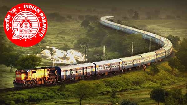 RRC Railway Jobs 2025: పదో తరగతి అర్హతతో రైల్వేలో ఉద్యోగాలు.. ఎలాంటి రాత పరీక్ష లేదు