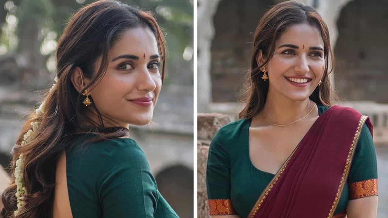 చార్మినార్ రోడ్లపై తన సొగసులతో మాయ చేస్తుంది. అంతేకాకుండా చార్మినార్ వద్ద టీ టేస్ట్ చేస్తూ , అలాగే ఫ్రూట్స్ కొనుగోలు చేస్తూ పలు ఫొటోలకు ఫోజులిచ్చింది. ఇవి నెటిజన్స్‌ను తెగ ఆకట్టుకుంటున్నాయి. దీంతో ప్రస్తుతం రుహాని లేటెస్ట్ ఫొటోలు తెగ వైరల్ అవుతున్నాయి. మరి మీరు కూడా ఓ లుక్ వేయండి.
