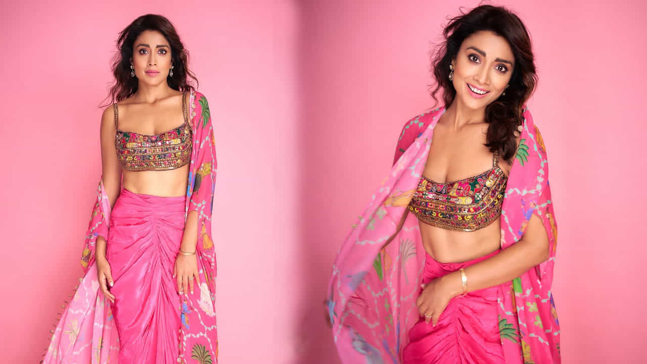 ముఖ్యంగా కరోనా తర్వాత సినిమాలకు గుడ్ బై చెప్పి తన కూతురును చూసుకుంటూ ఉంది. ఈ మధ్య ఈ అమ్మడు పలు సినిమాల్లో స్పెషల్ పాత్రల్లో కనిపిస్తూ సందడి చేస్తుంది.
