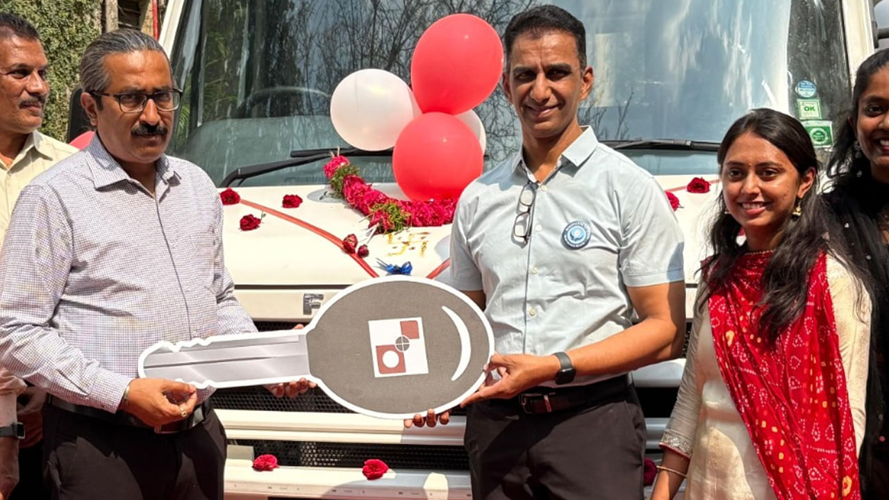 సైఫాబాద్‌లోని సెక్యూరిటీ ప్రింటింగ్ ప్రెస్‌లో ఈ కార్యక్రమం నిర్వహించారు. పేద వర్గాలకు, ముఖ్యంగా గ్రామీణ తెలంగాణలోని పిల్లలకు ఉచిత దంత పరీక్షలు, నోటి క్యాన్సర్ స్క్రీనింగ్‌లు నివారణ సంరక్షణను అందించడానికి ఈ అత్యాధునిక మొబైల్ డెంటల్ యూనిట్ రోహిణి ఫౌండేషన్‌కు ఉపయోగపడనుంది. 