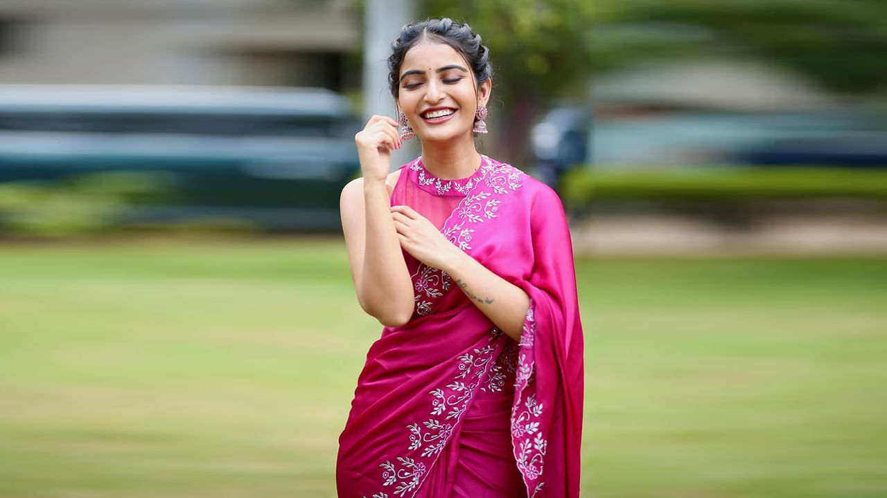 షాది అనే ఓ షార్ట్ ఫిల్మ్‌లో ప్రధాన పాత్రలో కనిపించింది ఈ ముద్దుగుమ్మ. ఇందులో ఆమె నటనకి SIIMA షార్ట్ ఫిల్మ్ అవార్డ్స్‌లో ఉత్తమ నటిగా ఎంపికైంది. 2024లో జి5లో ప్రసారం అయినా బహిష్కరణ అనే వెబ్‏‎సిరీస్‎లో ముఖ్య పాత్రలో కనిపించింది.