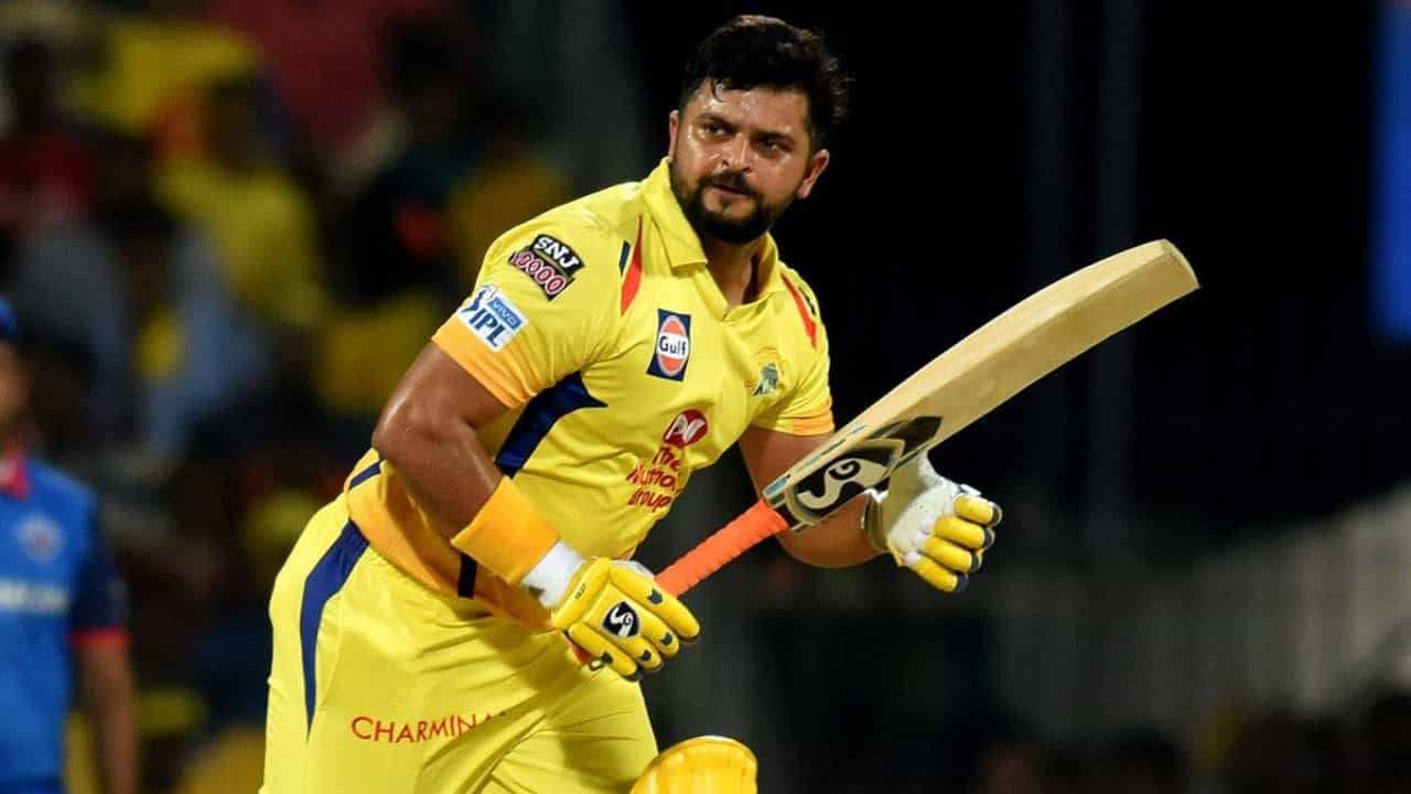 ఈ జాబితాలో సురేష్ రైనా రెండవ స్థానంలో ఉన్నాడు. 2008 నుంచి 2021 మధ్య కాలంలో 205 మ్యాచ్ల్లో 204 ఇన్నింగ్స్ల్లో 109 క్యాచ్లు పట్టాడు. ఐపీఎల్లో చెన్నై సూపర్ కింగ్స్, గుజరాత్ లయన్స్ తరఫున ఆడాడు.