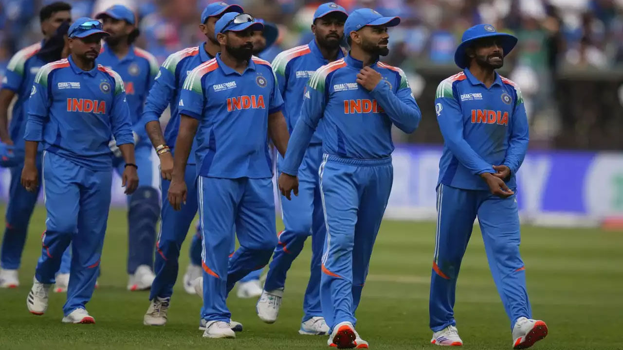 Team India: ఐపీఎల్‌లో చెత్త ప్రదర్శన.. కట్‌చేస్తే.. వన్డే, టెస్ట్‌లకు ధోని శిష్యుడు గుడ్‌ బై..?
