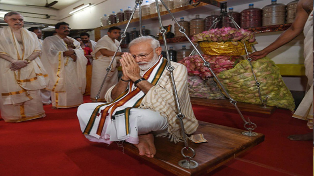 కలియుగ దైవం ఏడుకొండల వాడికి సంతానం లేని దంపతులు తమకు సంతానాన్ని వరంగా ఇవ్వమని.. తమకు పిల్లలు పుడితే వారి బరువుకు సమానమైన  వస్తువులను స్వామికి తులభారంగా సమర్పిస్తామని మొక్కుకుంటారు. 