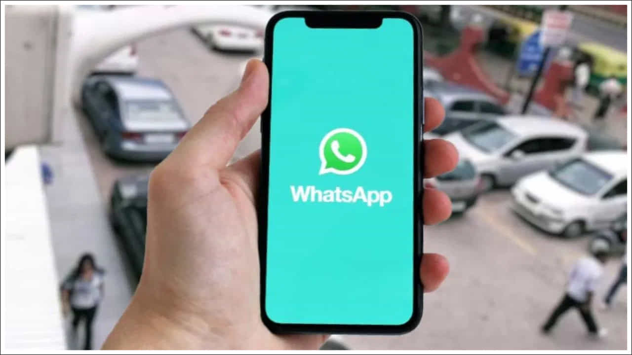 ఈ ఫీచర్ డెలివరీ ఏజెంట్లు, హోటళ్ళు, కస్టమర్ సపోర్ట్ లేదా ఇతర తాత్కాలిక నంబర్లకు చాలా ఉపయోగకరంగా ఉంటుంది. వాట్సాప్ కొత్త ఫీచర్లను పరిచయం చేయడం ద్వారా వినియోగదారు అనుభవాన్ని నిరంతరం మెరుగుపరుస్తుంది. ఇప్పుడు నంబర్ను సేవ్ చేయకుండా నేరుగా కాల్స్ చేయడం వేగంగా, సులభంగా, మరింత సౌకర్యవంతంగా మారింది.