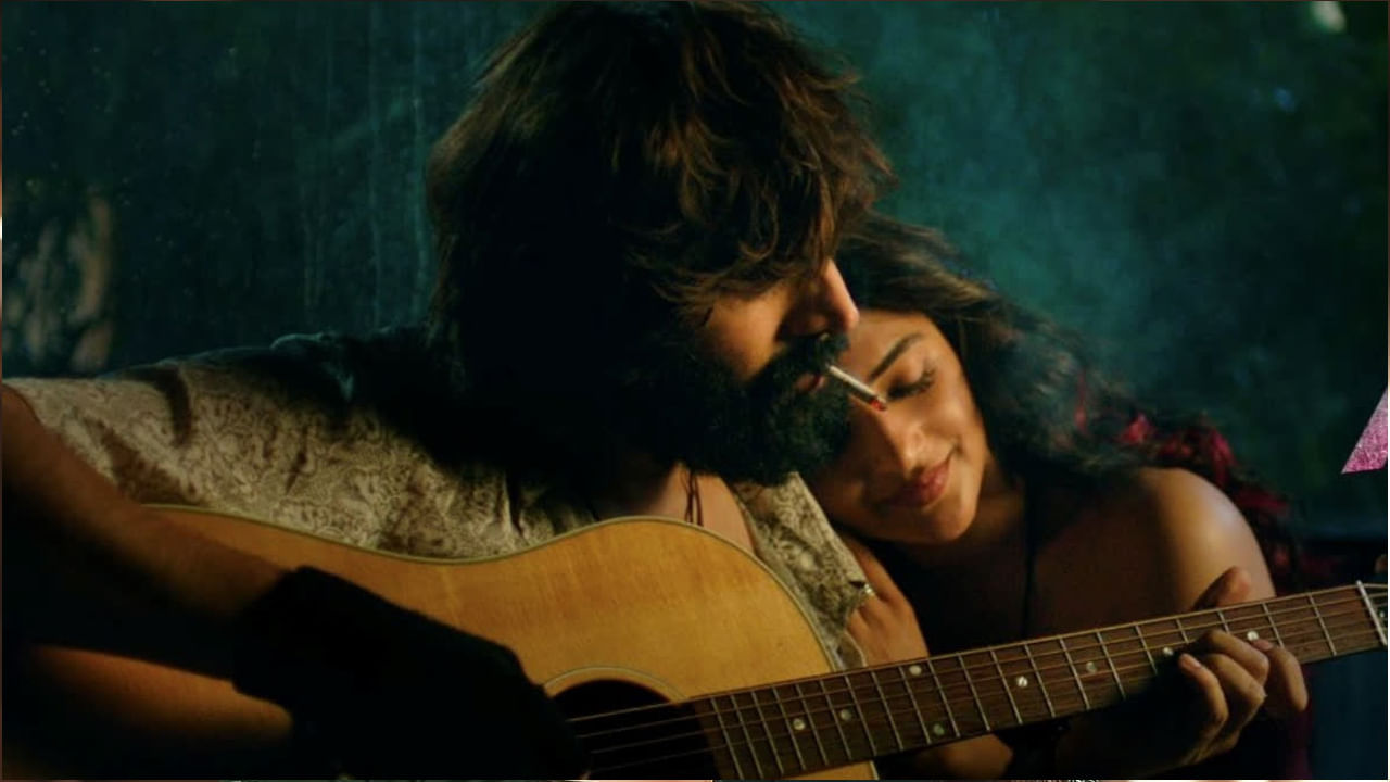 యంగ్ బ్యూటీ శ్రీలీల కూడా ఫుల్ బిజీగా ఉన్నారు. ఈ ఏడాది ఆల్రెడీ రాబిన్‌హుడ్ సినిమాతో ఆడియన్స్‌ ముందుకు వచ్చిన ఈ బ్యూటీ, త్వరలో బాలీవుడ్ ఎంట్రీ కూడా ఇవ్వబోతున్నారు.