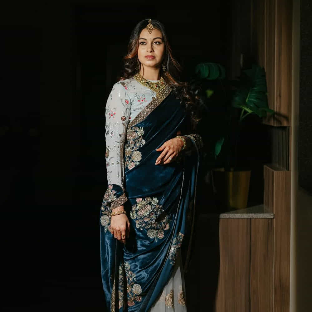 ఆ తర్వాత సీతమ్మ వాకిట్లో సిరిమల్లే చెట్టు, శంభో శివ శంభో వంటి చిత్రాల్లో నటించి గుర్తింపు తెచ్చుకున్నారు. ఇప్పుడు తెలుగుతోపాటు తమిళం, కన్నడ, మలయాళం భాషలలో అనేక చిత్రాల్లో నటించి మెప్పించింది.