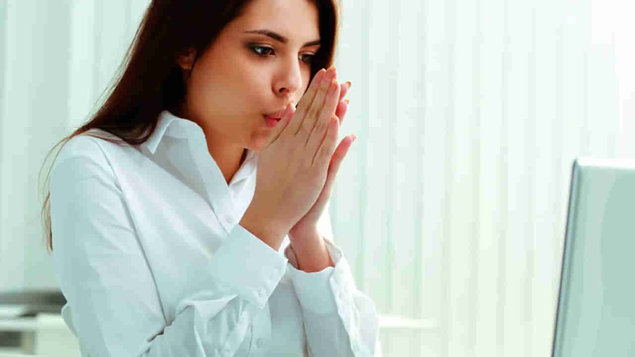 రోజంతా ఏసీలోనే కూర్చుని ఉంటున్నారా..? అయితే, మీ ఆరోగ్యం పెద్ద ఆపదలో ఉన్నట్టే..!