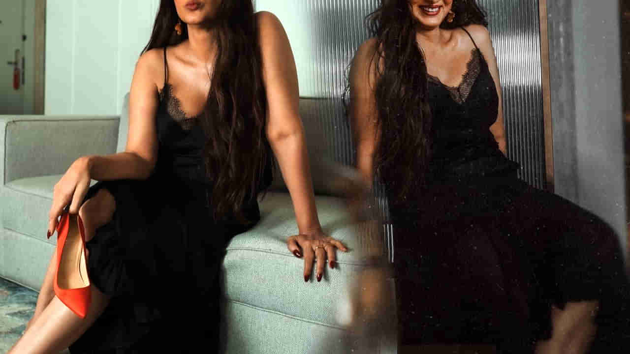 సాహసమనే చెప్పాలి.. 53ఏళ్ల వయసులో విలన్‌గా మారనున్న సీనియర్ హీరోయిన్..