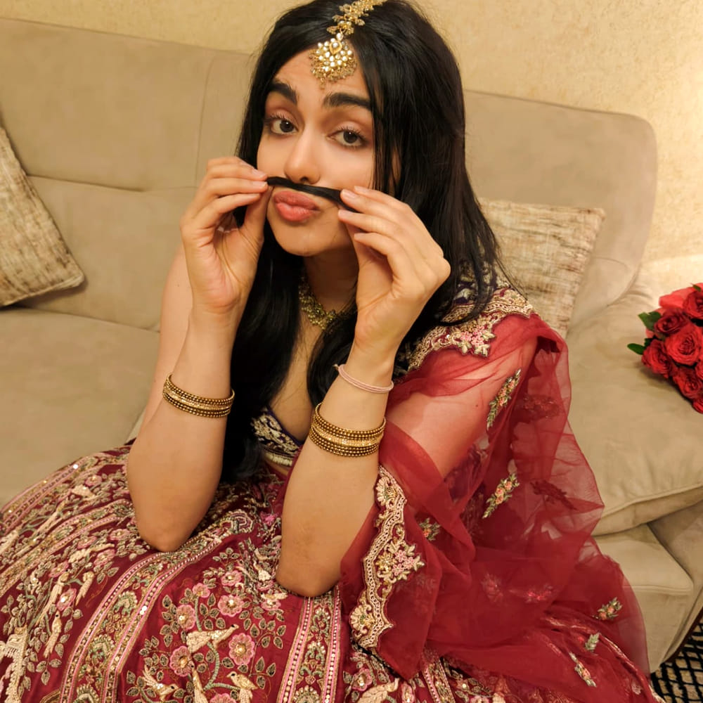 హీరోయిన్ గా టాలీవుడ్ లో అడుగు పెట్టిన ఈ అమ్మడు అంతగా సక్సెస్ కాలేదు. ఆతర్వాత సెకండ్ హీరోయిన్ గా మారి సినిమాలు చేసింది. సుబ్రహ్మణ్యం ఫర్ సేల్,  సన్నాఫ్ సత్యమూర్తి సినిమాల్లో నటించి మెప్పించింది. ఆతర్వాత బాలీవుడ్ కు చెక్కేసింది. 