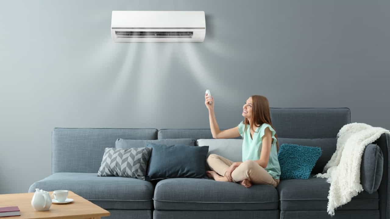 Air Conditioners: ఏసీల వల్ల కరెంట్ బిల్లు ఎక్కువ వస్తుందా..? ఈ టిప్స్‌తో ఆ సమస్య ఫసక్