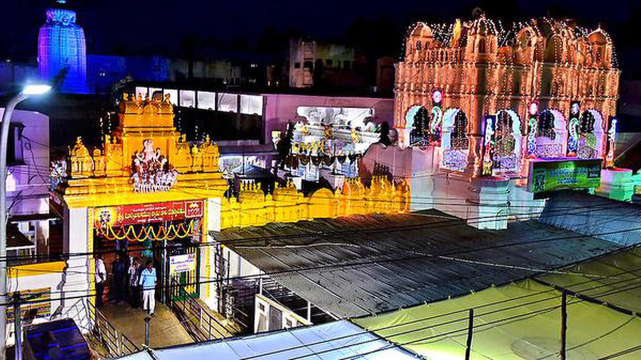 Arasavalli Temple At Night