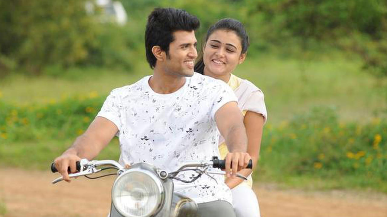 టాలీవుడ్ స్క్రీన్ మీద మైల్‌స్టోన్‌ లాంటి మూవీ అర్జున్‌ రెడ్డి. అప్పటి వరకు ఉన్న సినిమా మేకింగ్ ఫార్ములాస్‌ను బ్రేక్ చేసిన మూవీ అది. మ్యూజికల్‌గానూ అర్జున్‌ రెడ్డి ఓ సెన్సేషన్‌. ఆ ఆల్బమ్‌లో ప్రతీ పాట ఓ సూపర్ హిట్. అయితే ఇంత మంచి అవుట్‌ పుట్‌ ఇచ్చిన దర్శకుడు, మ్యూజిక్‌ డైరెక్టర్‌ మధ్య ఆ సినిమా మళ్లీ కలవలేనంత గ్యాప్ క్రియేట్ చేసింది.