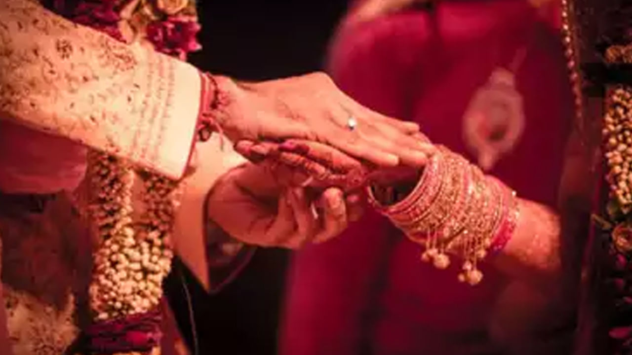 Astro Tips: ఈ రాశుల వారి మొదటి పెళ్లి పెటాకులే.. రెండో పెళ్ళికి ఆసక్తి చూపించే రాశులు ఇవే..