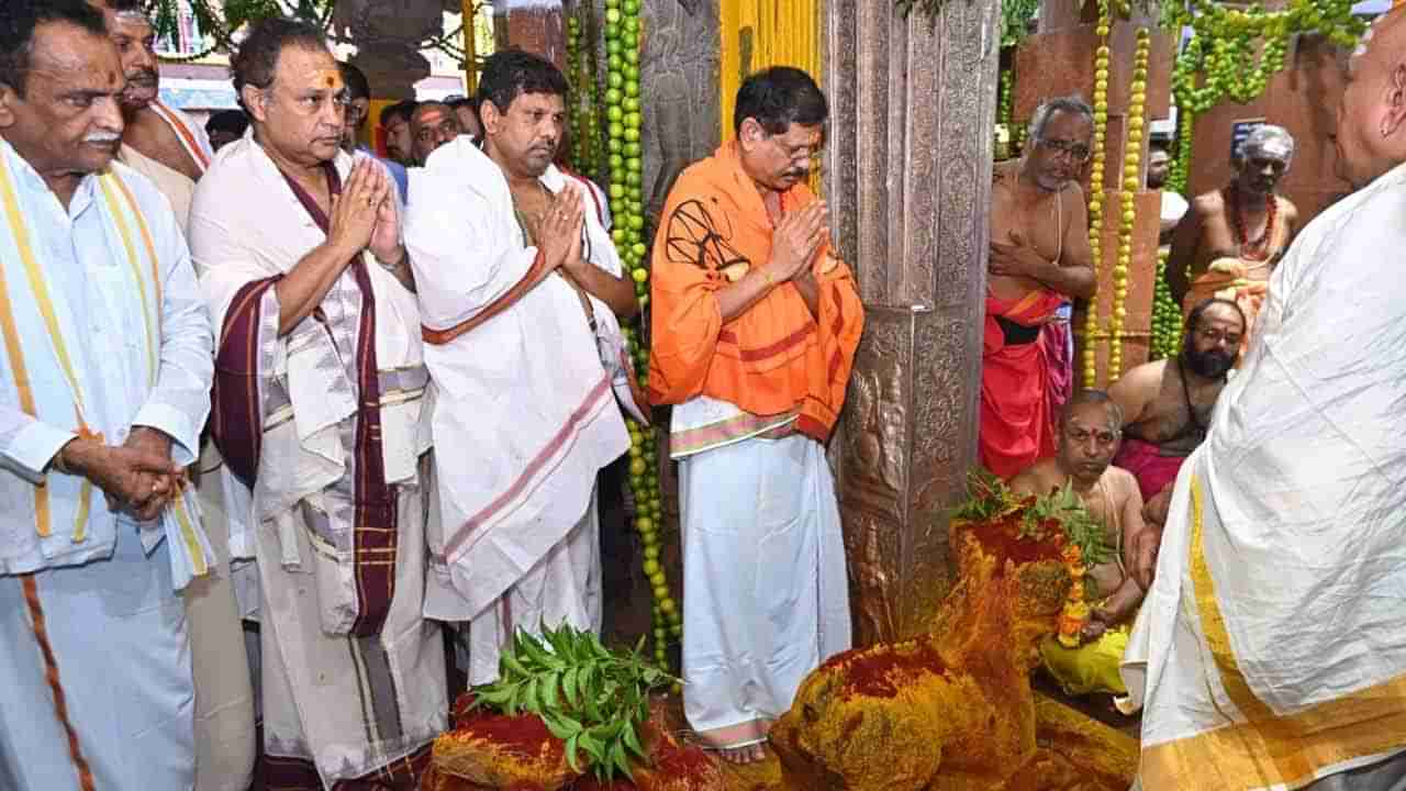 Srisailam: శ్రీశైలంలో వైభవంగా వార్షిక కుంభోత్సవం.. భారీగా తరలివచ్చిన భక్తులు..