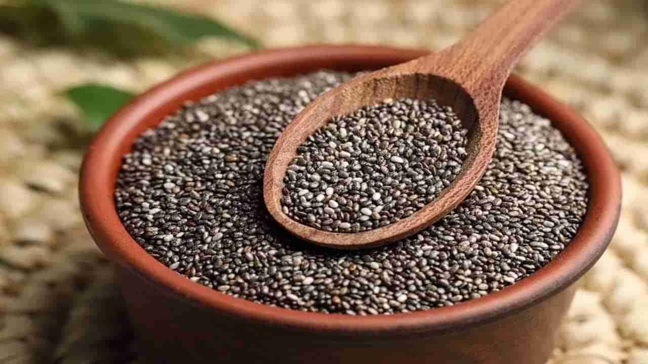 Chia Seeds: చియా సీడ్స్ రోజూ తింటున్నారా..? నెల రోజుల్లో మీ శరీరంలో జరిగేది ఇదే..!