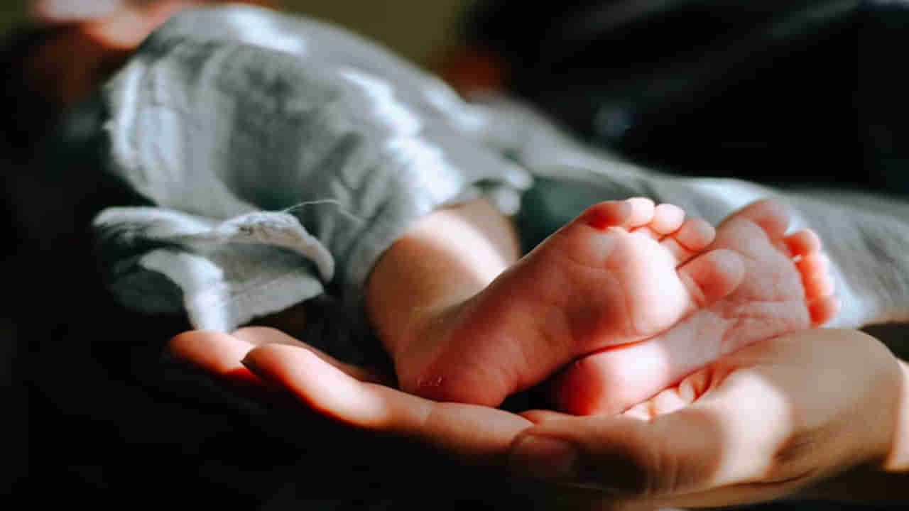 వైద్య చరిత్రలోనే అద్భుత ఘట్టం.. ఒకే శిశువు రెండుసార్లు పుట్టింది..!