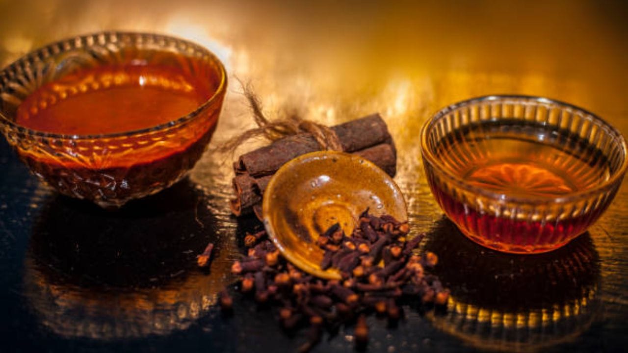 చిన్న చిన్న వాటికి డాక్టర్ దగ్గరికి వెళ్లాల్సిన అవసరం లేదు.. మీ వంటింట్లోనే దివ్యమైన మందుంది