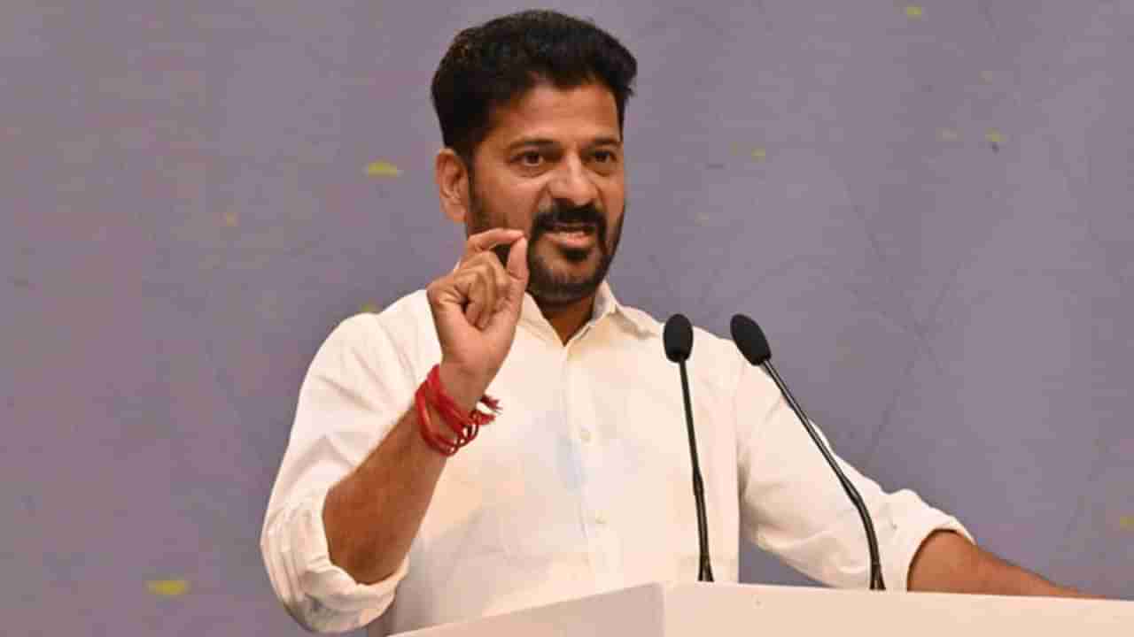 తెలంగాణ అభివృద్ధి కోసం ఎవరి దగ్గరకైనా వెళ్తా.. ఎన్ని పర్యటనలైనా చేస్తాః సీఎం రేవంత్ రెడ్డి