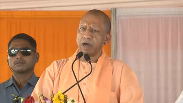 ఉగ్రదాడిపై స్పందించిన యూపీ సీఎం యోగి ఆదిత్యనాథ్! వారికి మాస్ వార్నింగ్..