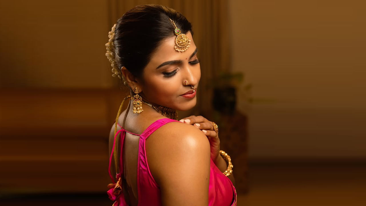 అదే ఏడాది మరంతన్ మీమరంతన్, తిరుడి చిత్రాల్లో కనిపించింది. ఈ మూడు చిత్రాల్లో మరీనా అనే పేరుతో గుర్తింపు పొందింది. 2009లో కెంపా అనే కన్నడా యాక్షన్ డ్రామా సినిమాతో శాండల్ వుడ్ ప్రేక్షకులను పరిచయం అయింది ఈ ముద్దుగుమ్మ.