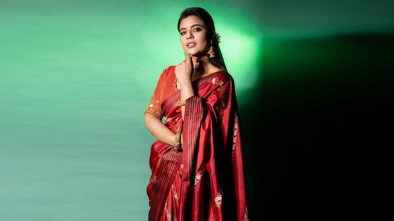 తిరుపతిలోని శ్రీ విద్యానికేతన్ ఇంటర్నేషనల్ స్కూల్‌లో, చెన్నైలోని హోలీ ఏంజెల్స్ ఆంగ్లో ఇండియన్ హయ్యర్ సెకండరీ స్కూల్‌లో చదివింది.తమిళనాడులో చెన్నైలోని ఇతిరాజ్ కాలేజ్ ఫర్ ఉమెన్‌ నుంచి బి.కామ్ లో డిగ్రీ పట్ట పొందింది ఈ వయ్యారి భామ.