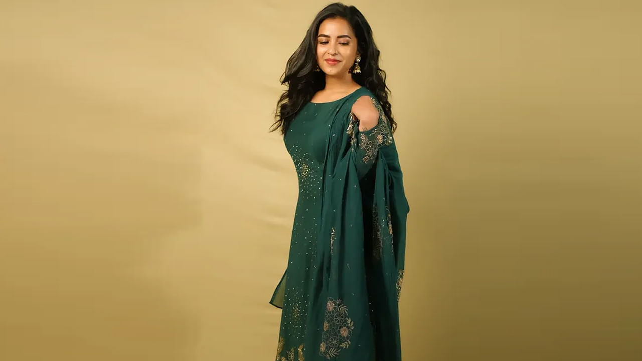 తర్వాత అడివి శేష్, మీనాక్షి చౌదరి జంటగా నటించిన  హిట్ 2 ది సెకండ్ కేస్ సినిమాలో వర్ష అనే ఓ పోలిస్ ఆఫీసర్ పాత్రలో నటించి బ్లాక్ బస్టర్ అందుకుంది. ప్రస్తుతం శశివదనే అనే ఓ తెలుగు ప్రేమ కథలో కథానాయకిగా నటిస్తుంది. 