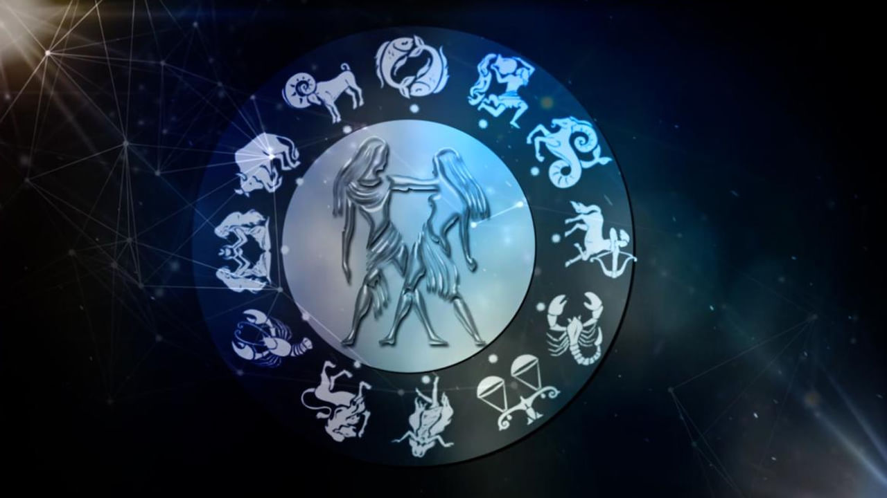 మిథున రాశివారు సంతోషకర వార్తలు వింటారు. వీరికి ఏ పని చేసినా కలిసి వస్తుంది. ఇంట్లో శుభకార్యాలు జరుపుతారు. కుటుంబ సభ్యులతో ఆనందంగా గడుపుతారు. మీ సంతానం మంచి స్థాయిలో ఉండటం చూసి చాలా ఆనందంగా ఫీల్ అవుతారు. అన్నీ మంచి రోజులే ఇక మీకు.