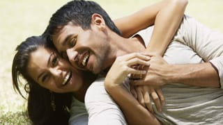 Fridge Tips: పేరుకుపోయిన ఐస్‌ని అలాగే వదిలేస్తున్నారా.. మీ ఫ్రిడ్జ్‌కు ఎంత డేంజరో.. ఈ టిప్స్ తో వెంటనే క్లియర్ చేయండి