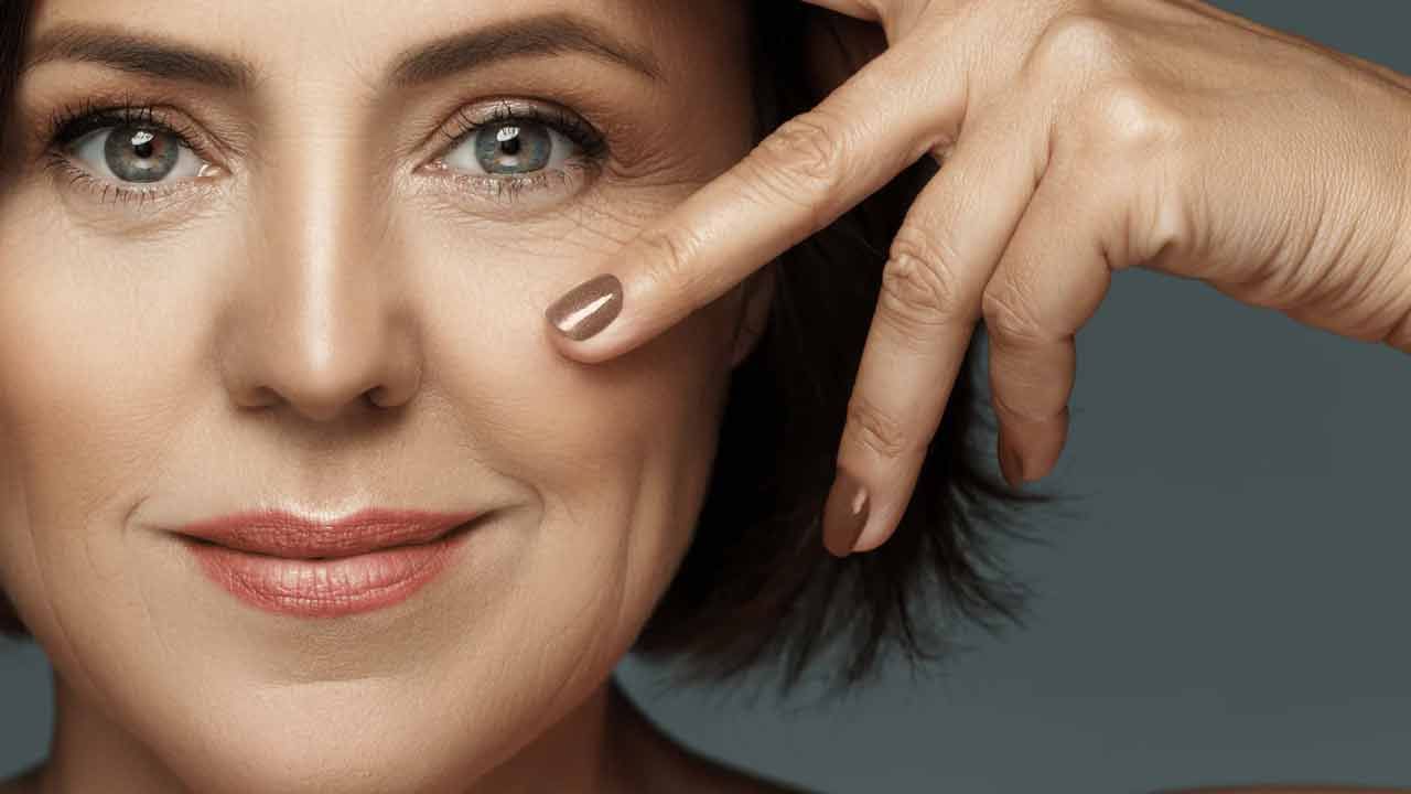 వృద్ధాప్యానికి బ్రేకులు వేయండి..! 40 ఏళ్ల తర్వాత కొల్లాజెన్‌ను పెంచుకునే సింపుల్‌ టిప్స్‌..