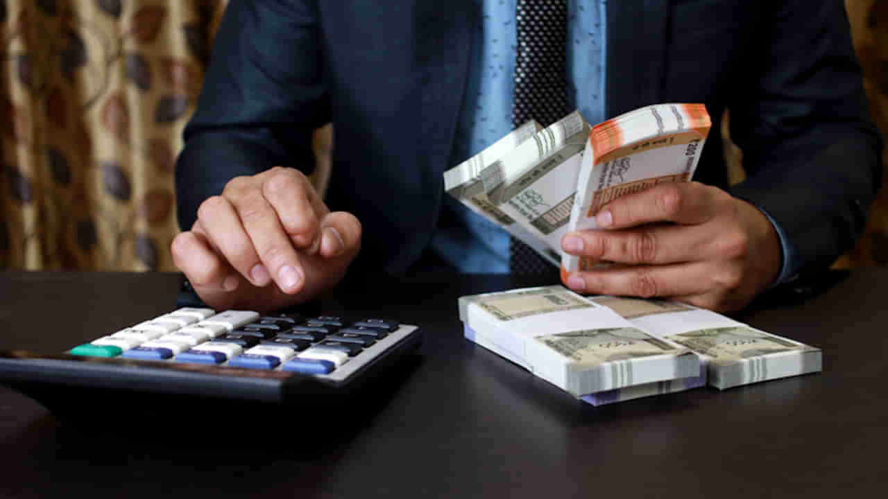 Mutual funds: రూ. 4 లక్షల పెట్టుబడితో రూ. 4.67 కోట్ల రాబడి.. పిల్లల భవిష్యత్తుకు గోల్డెన్ రూల్ ఇదే..