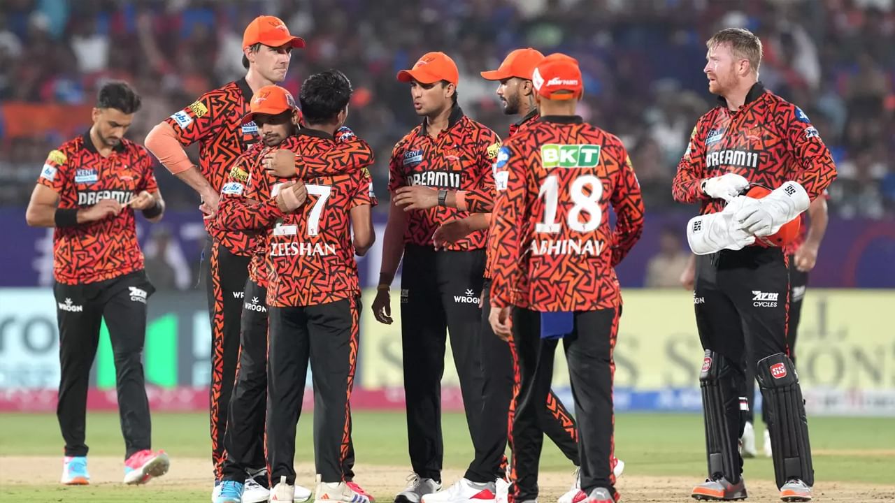 IPL 2025: మీరు మారరా.! SRH ప్లేఆఫ్స్ చేరాలంటే.. ఆ ఇద్దరు ప్లేయర్స్ మదమెక్కిపోవాల్సిందే.. ఎవరంటే.?